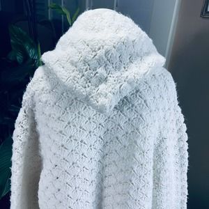 Vintage handmade Crochet Shawl w/ Buttons White